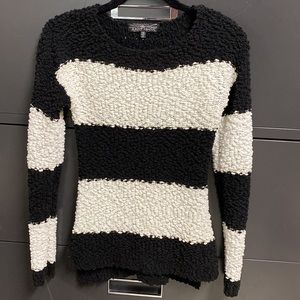 Almost famous fuzzy hi low sweater xs